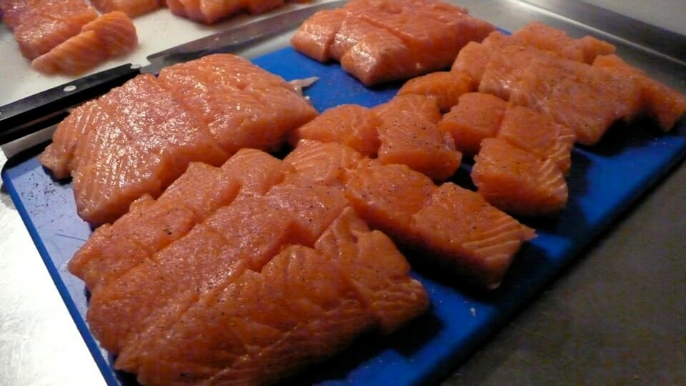 Salmon Fillet (三文鱼)
